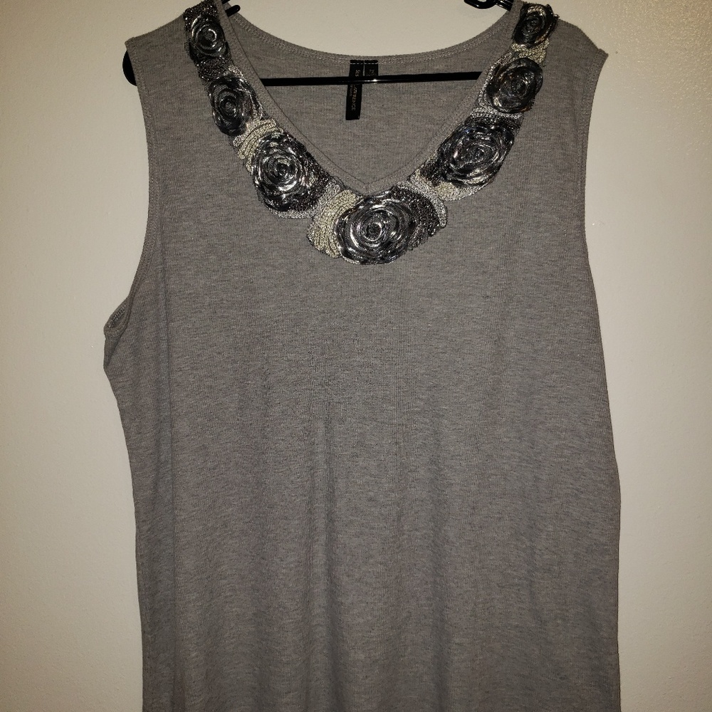 Susan Lawrence Roses tank
